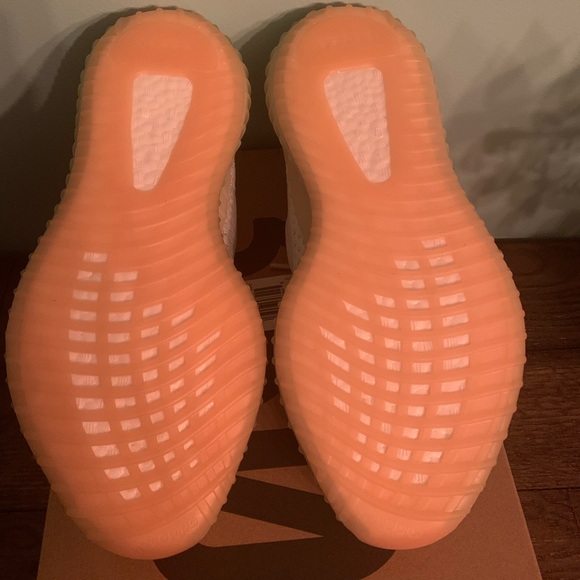 Adidas Yeezy Boost 350 V2 ‘Hyperspace’ - Picture 9 of 11